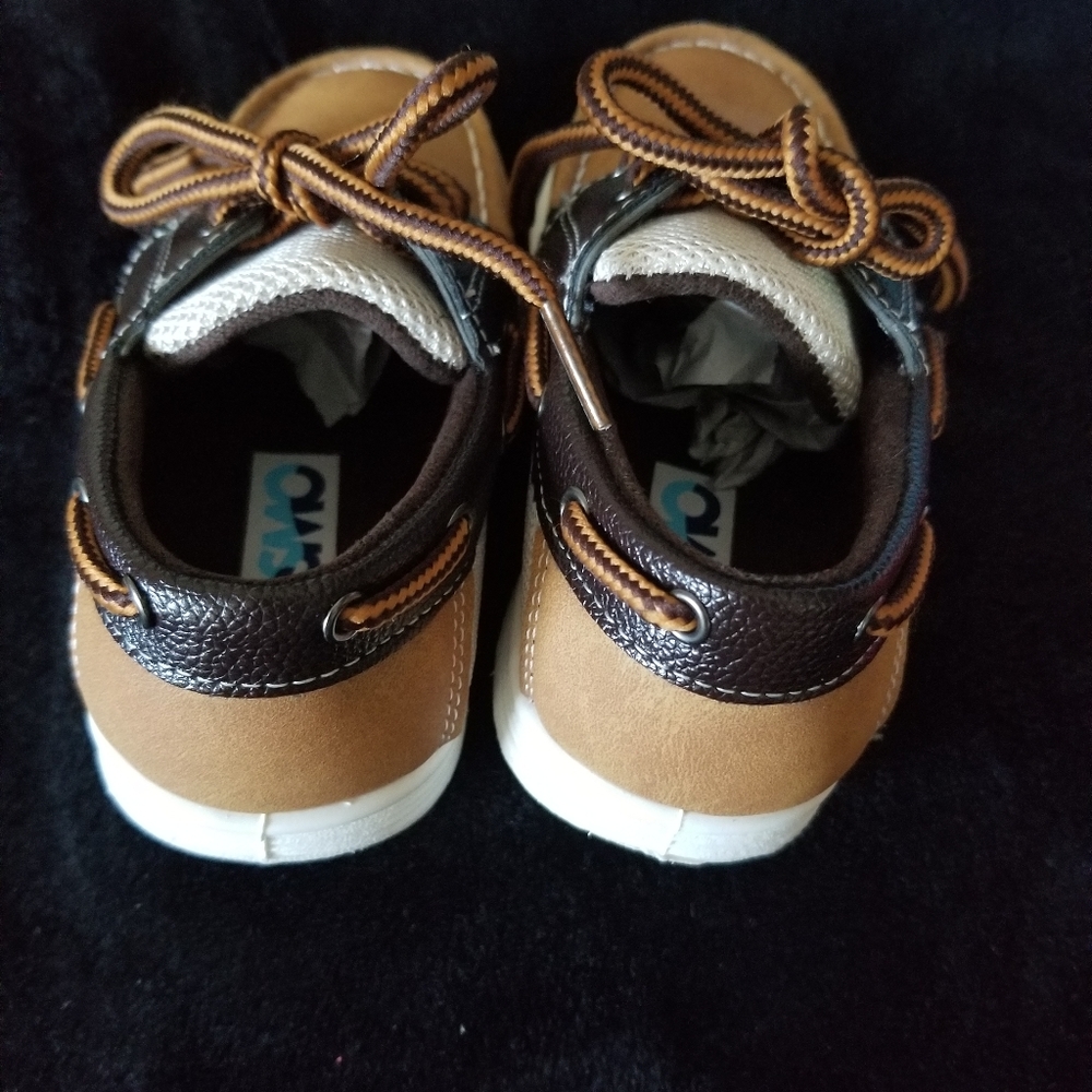 SOLD Toddler boat shoes - Picture 3 of 9